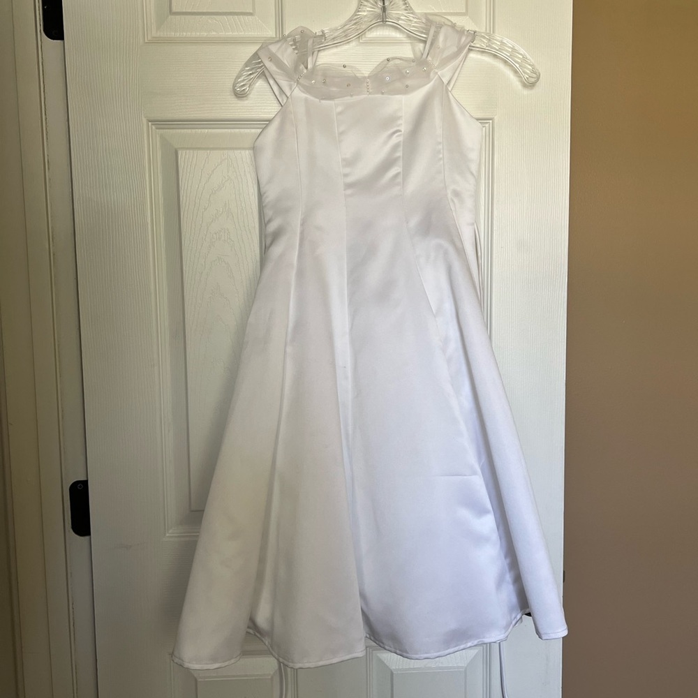 Us Angels Flower Girl Dress. White, Size 6,
